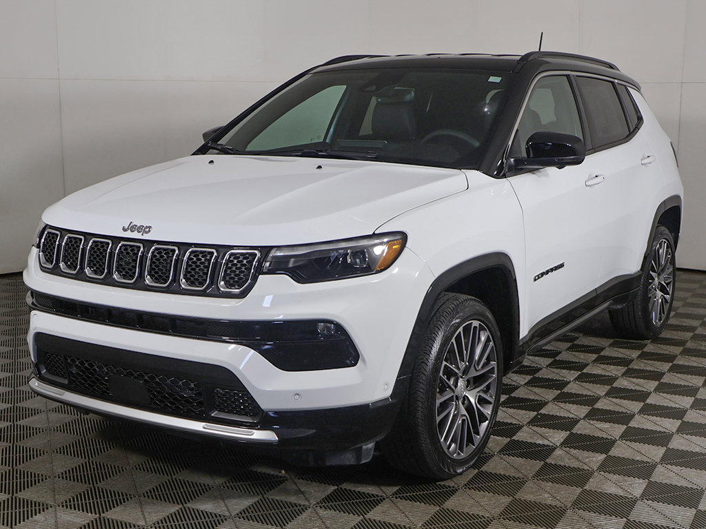 Used 2023 Jeep Compass Limited w/ Elite Group AWD/4WD image 10