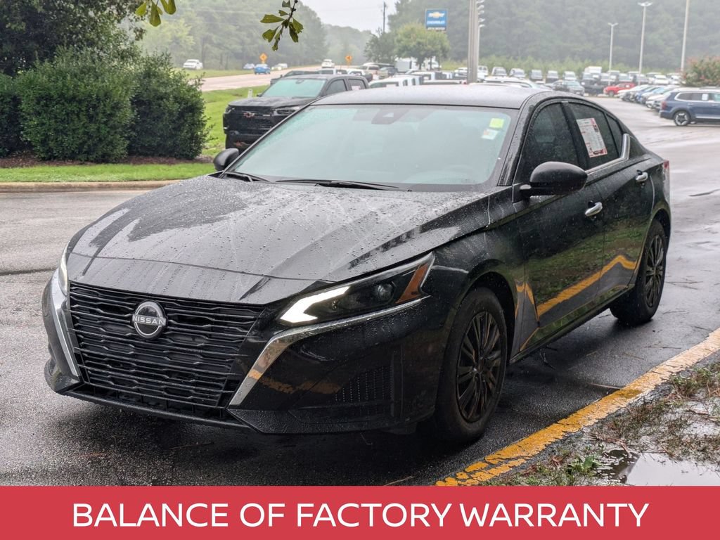 Used 2025 Nissan Altima 2.5 S FWD image 5