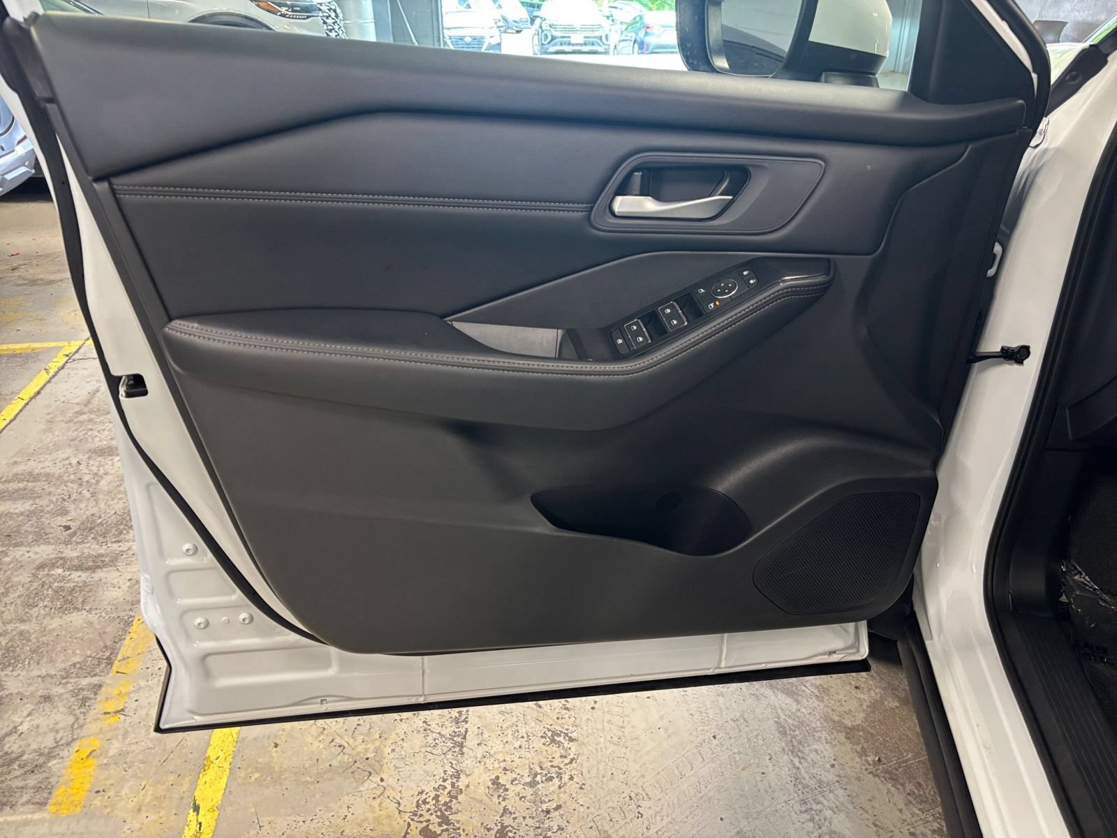 Used 2026 Nissan Rogue SL AWD/4WD image 18