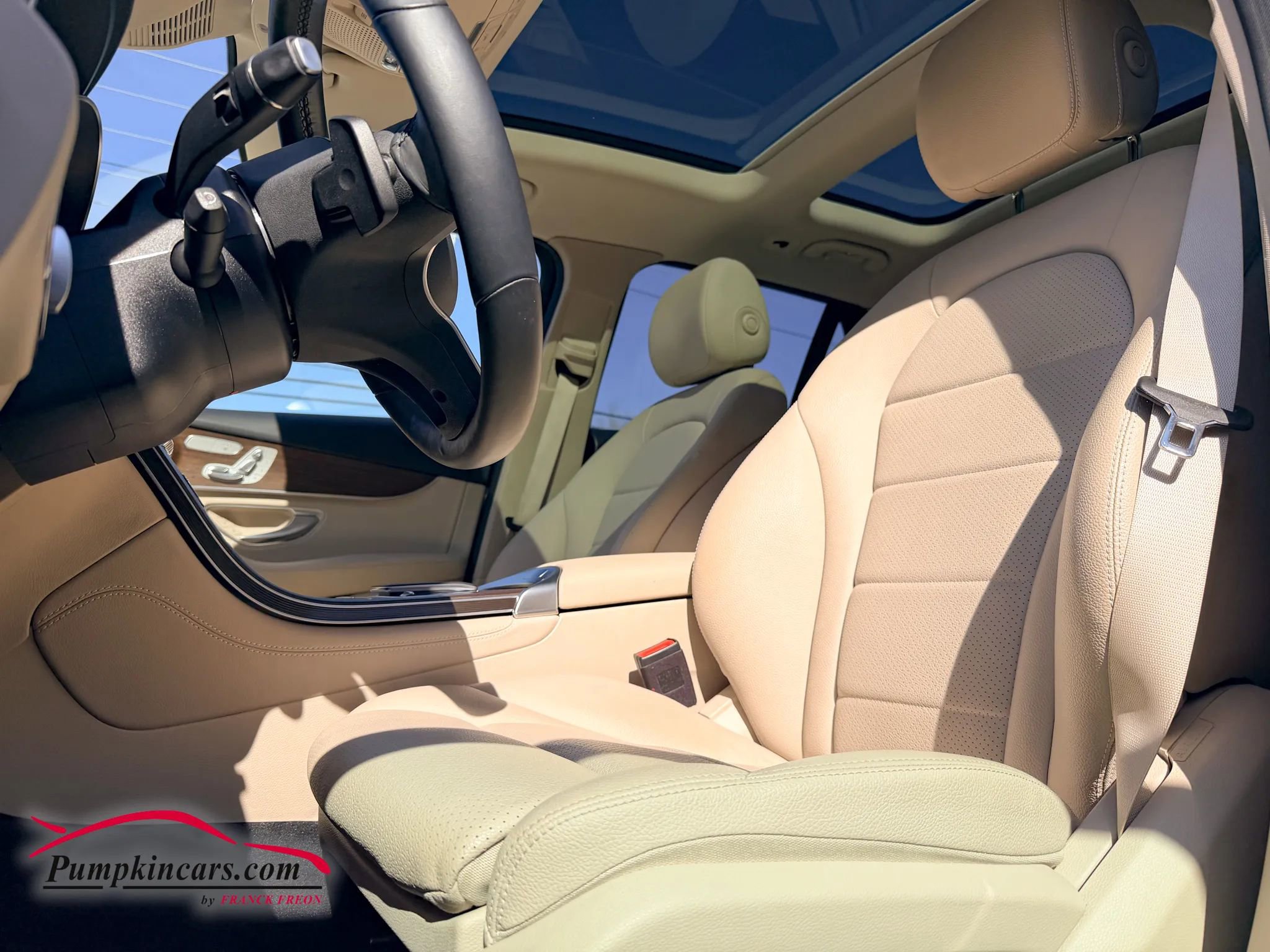 Used 2020 Mercedes-Benz GLC 300 4MATIC image 6