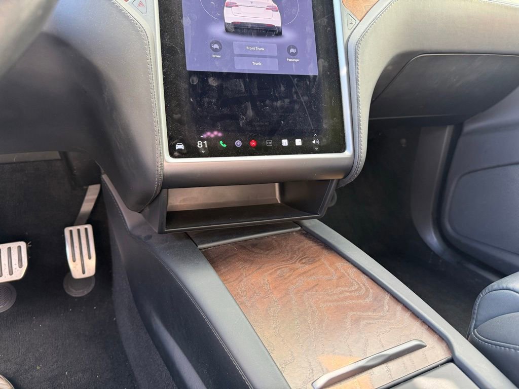 Used 2019 Tesla Model X Performance image 9