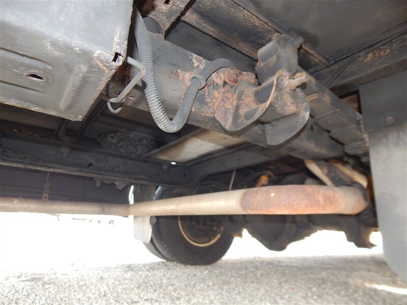 Used 2010 Chevrolet Express 3500 Extended RWD image 35