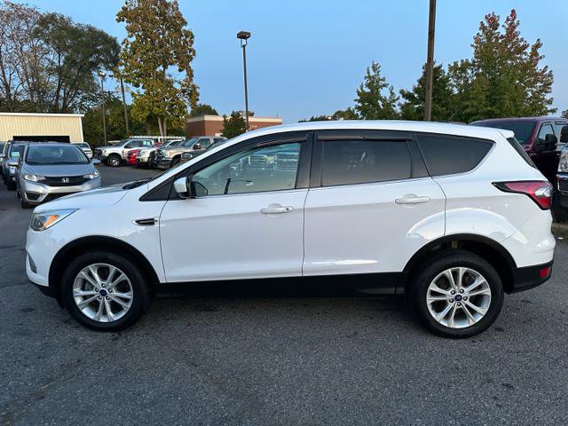 Used 2017 Ford Escape SE w/ SE Cold Weather Package image 8
