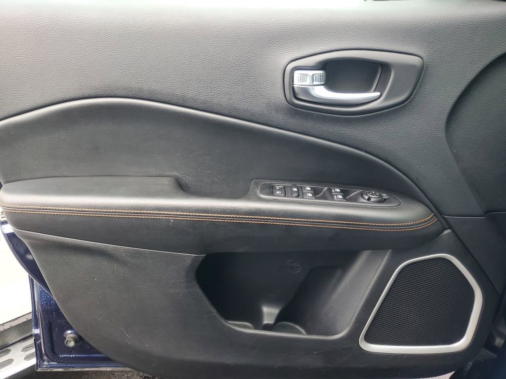 Used 2019 Jeep Compass Limited image 10
