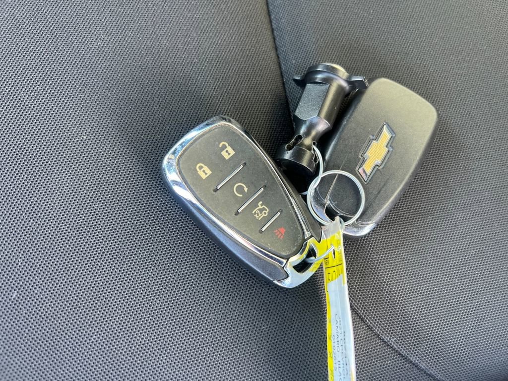 Used 2021 Chevrolet Camaro LT image 26