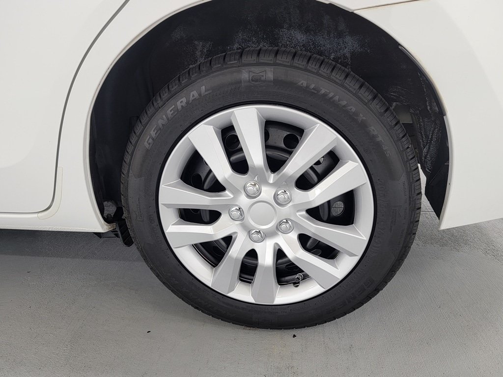 Used 2019 Toyota Corolla LE FWD image 11