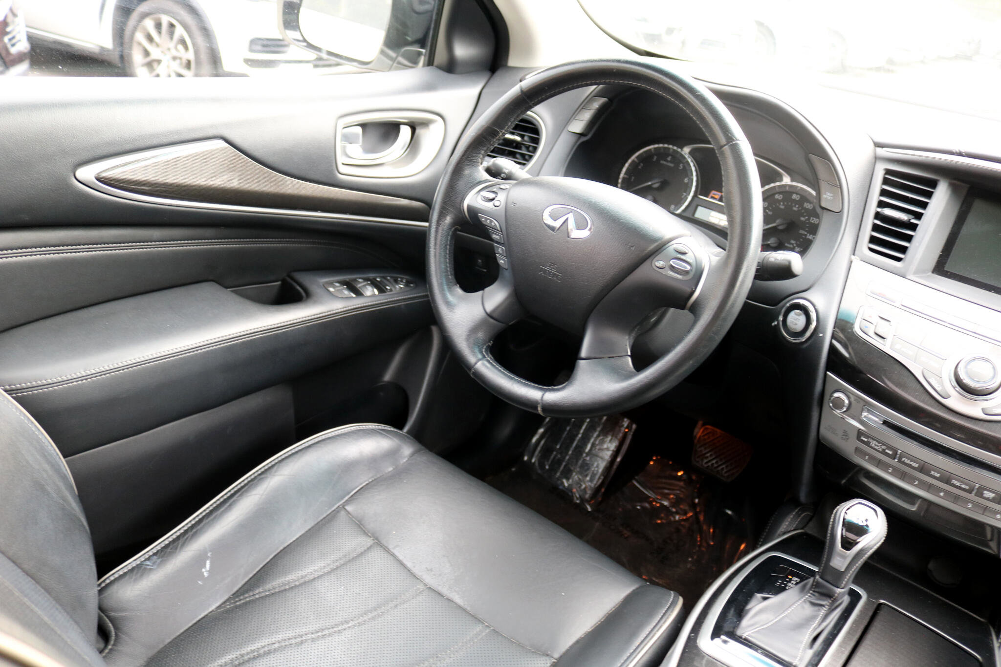 Used 2016 INFINITI QX60 Luxe image 36