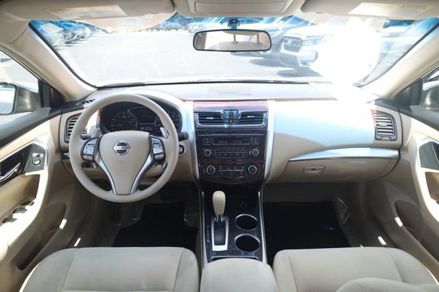 Used 2013 Nissan Altima 3.5 S FWD image 7