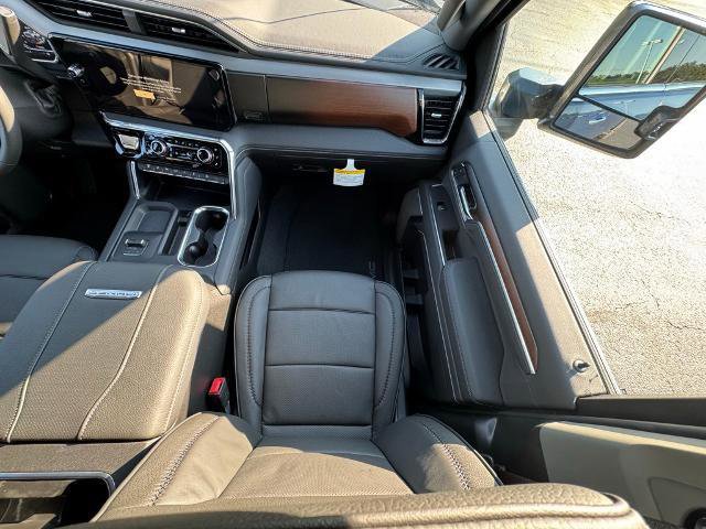 New 2025 GMC Sierra 2500 Denali w/ Denali Reserve Package image 46