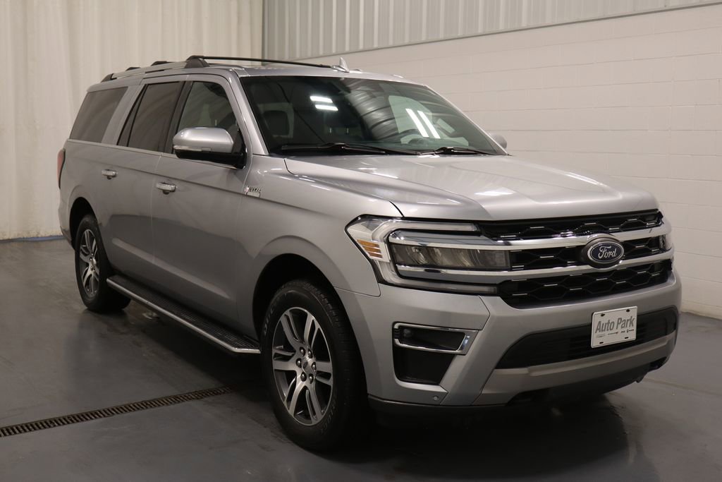 Used 2022 Ford Expedition Max Limited image 2