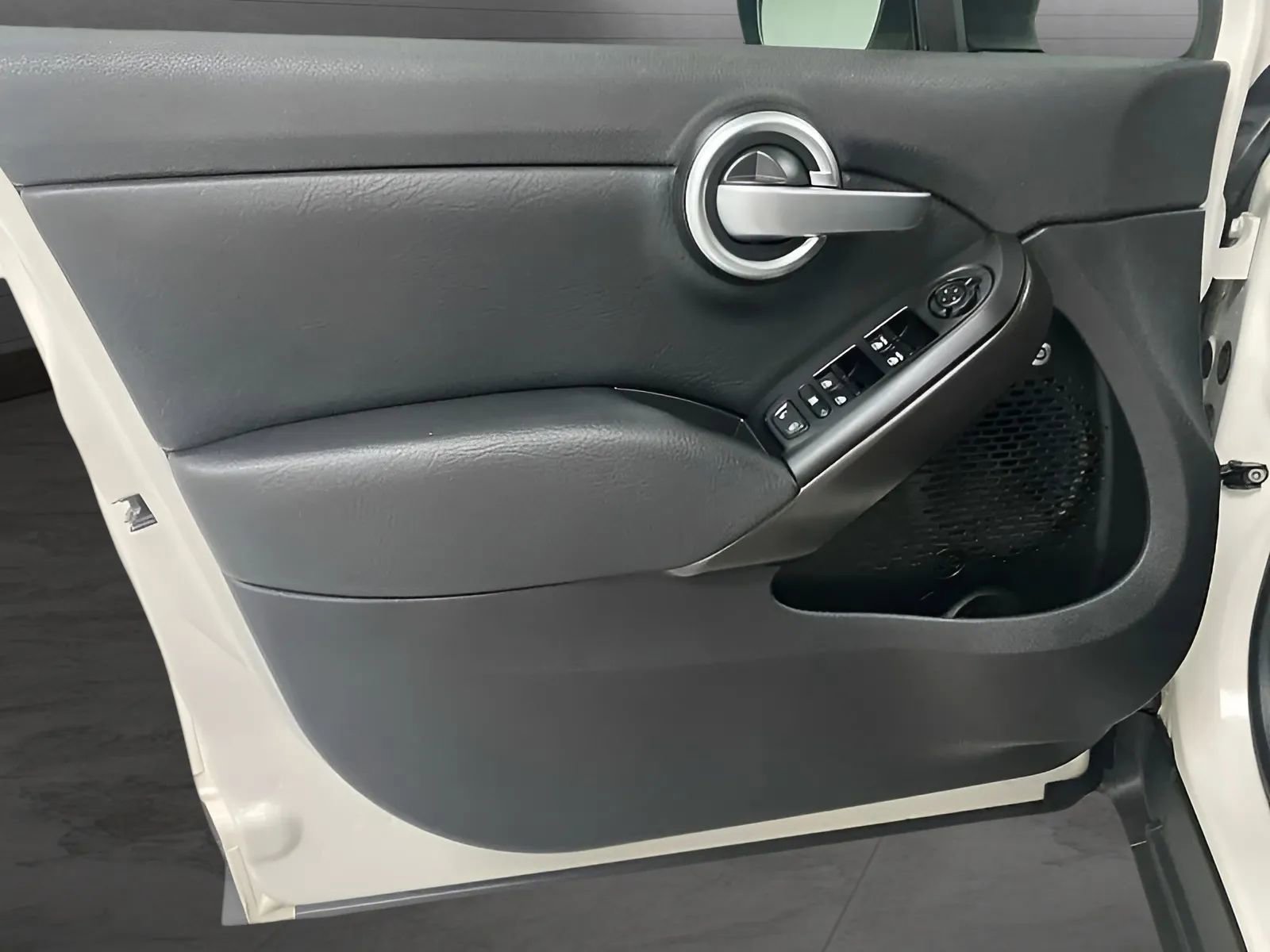 Used 2018 FIAT 500X Trekking FWD image 11