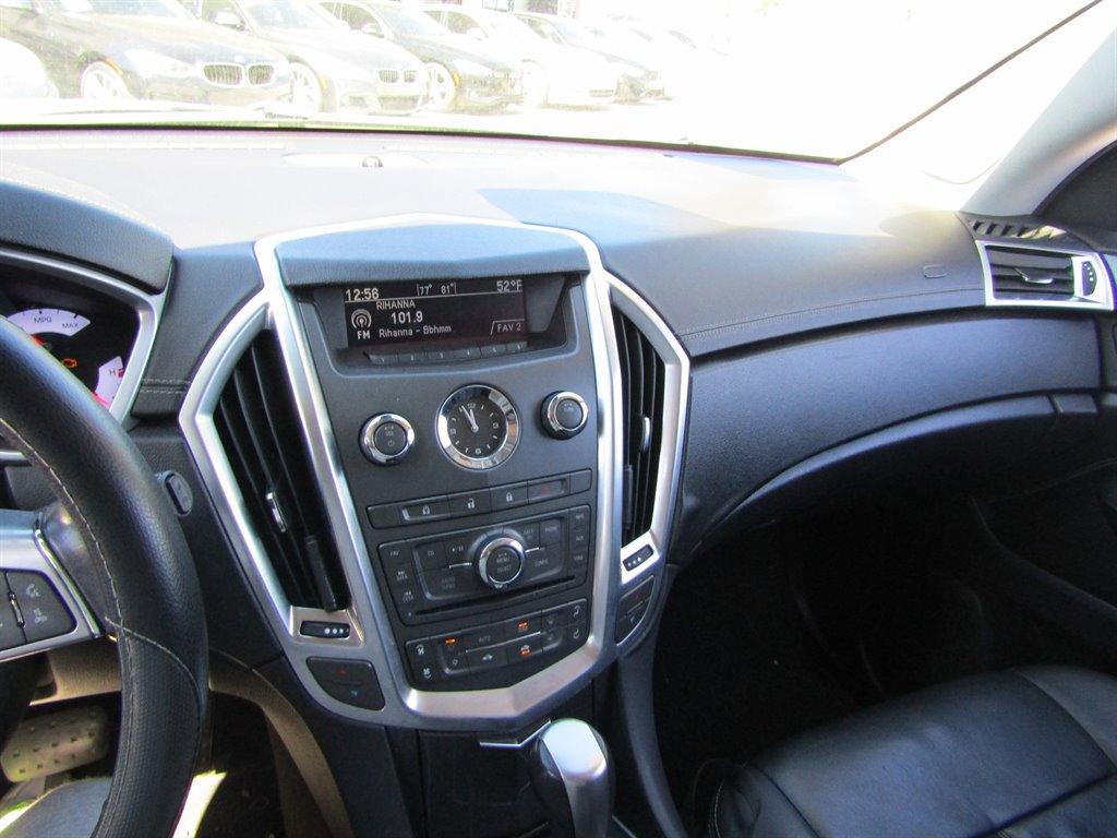 Used 2012 Cadillac SRX FWD image 12