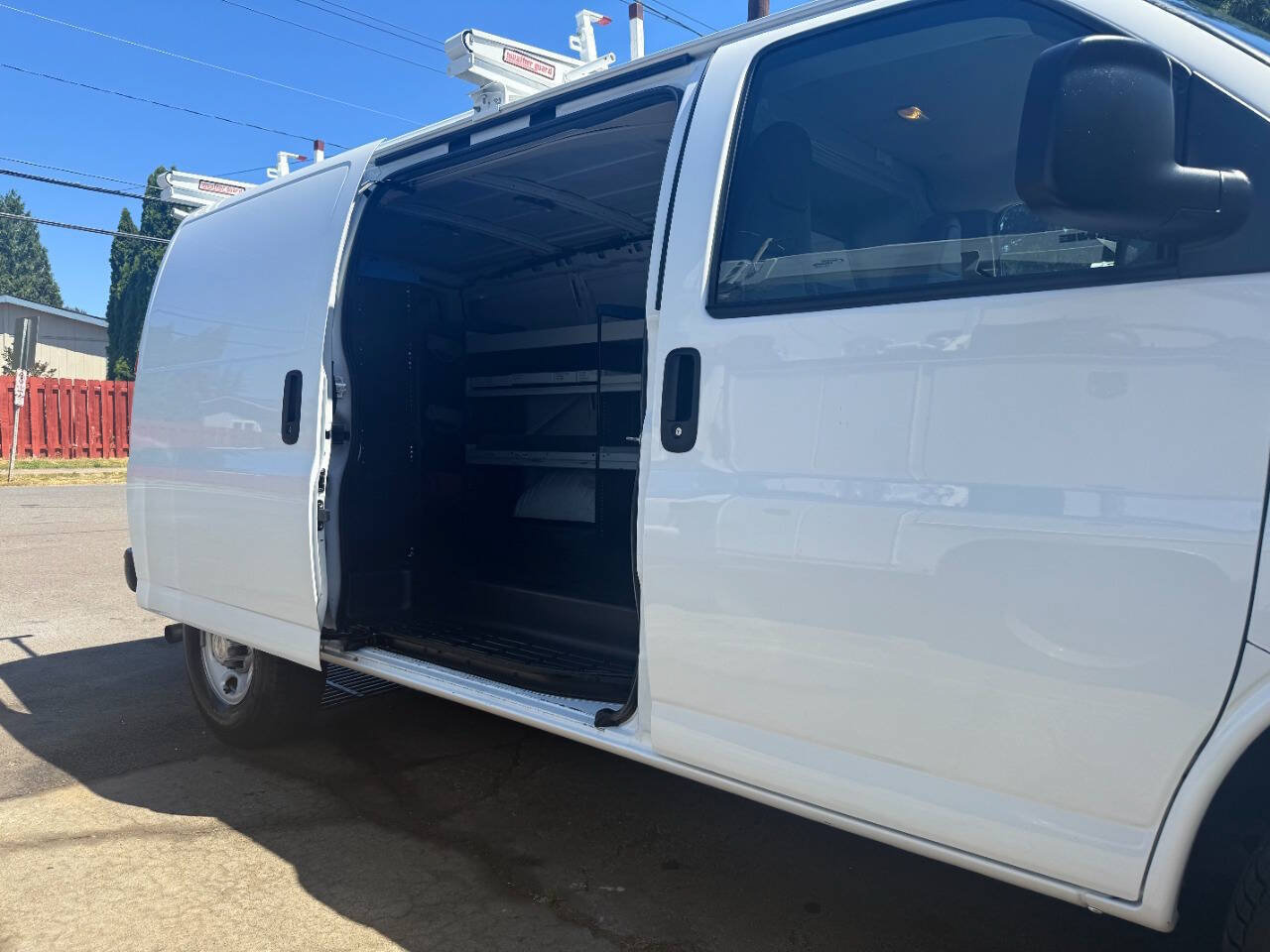 Used 2020 Chevrolet Express 2500 w/ Driver Convenience Package RWD image 10