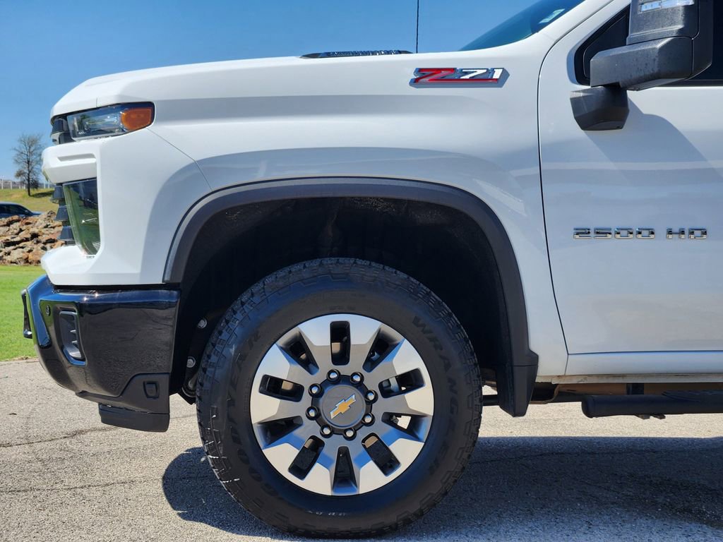 Certified 2025 Chevrolet Silverado 2500 Custom w/ Custom Value Package image 9