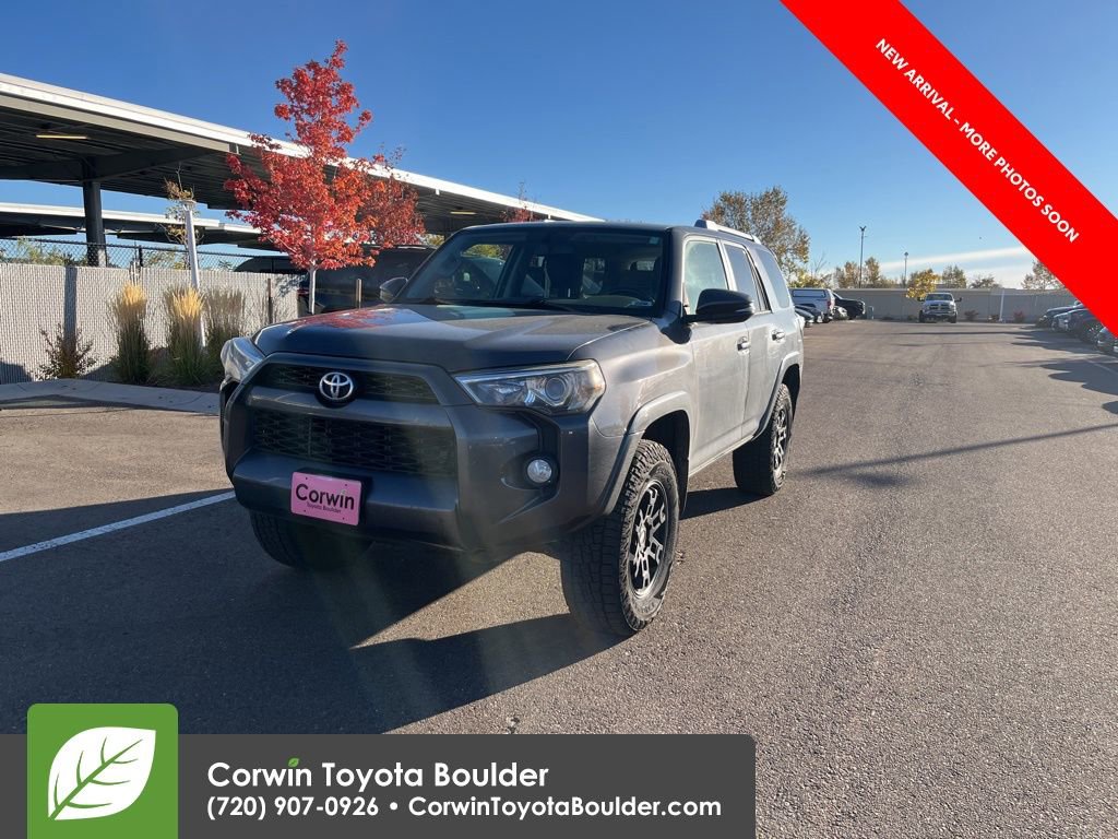 Used 2015 Toyota 4Runner SR5 Premium image 3