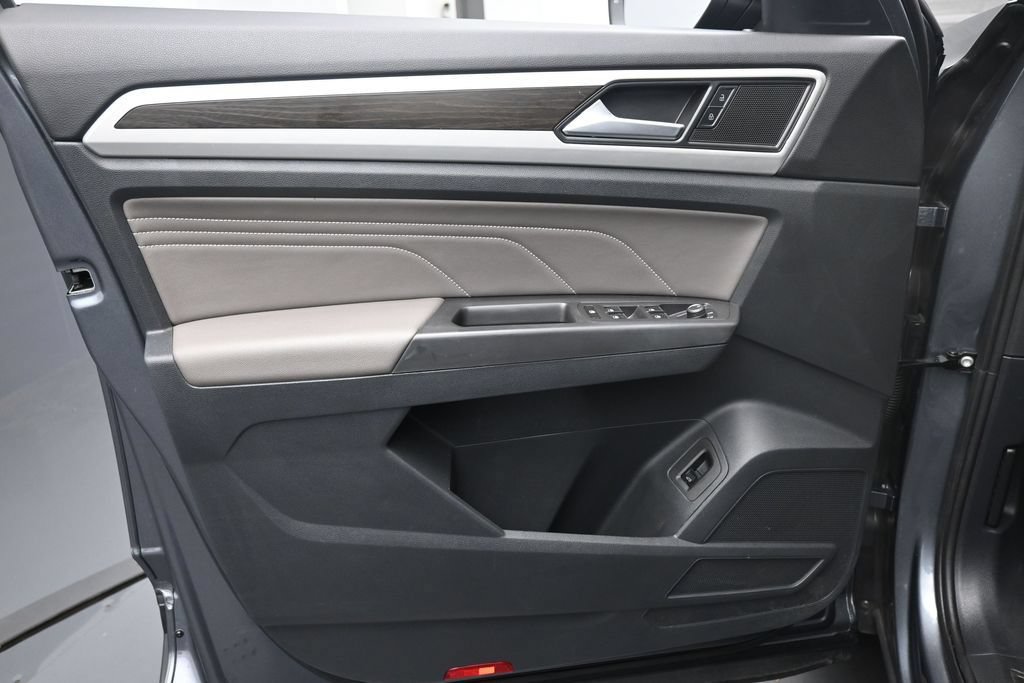 Used 2022 Volkswagen Atlas SE FWD image 19