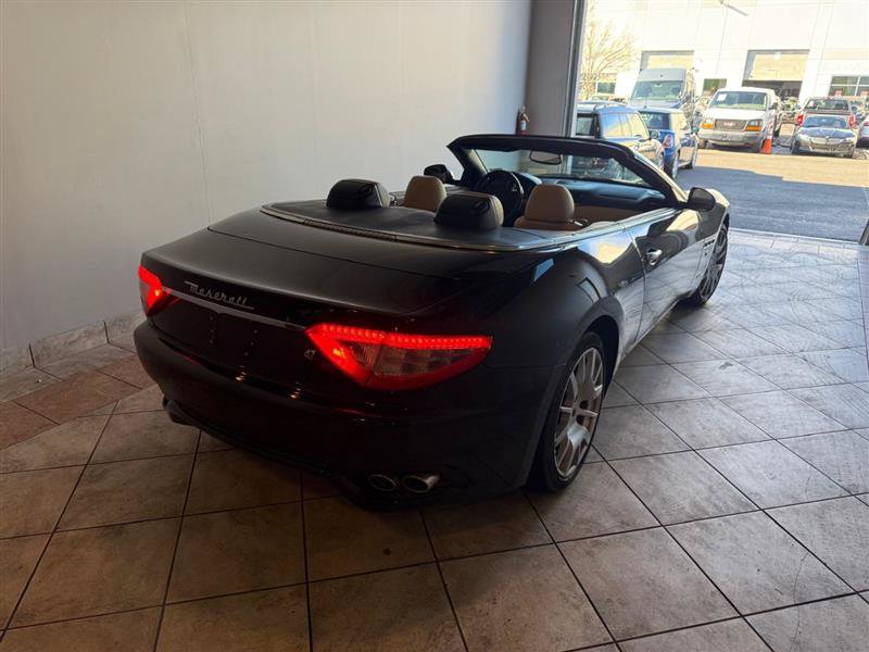 Used 2010 Maserati GranTurismo Convertible RWD image 26