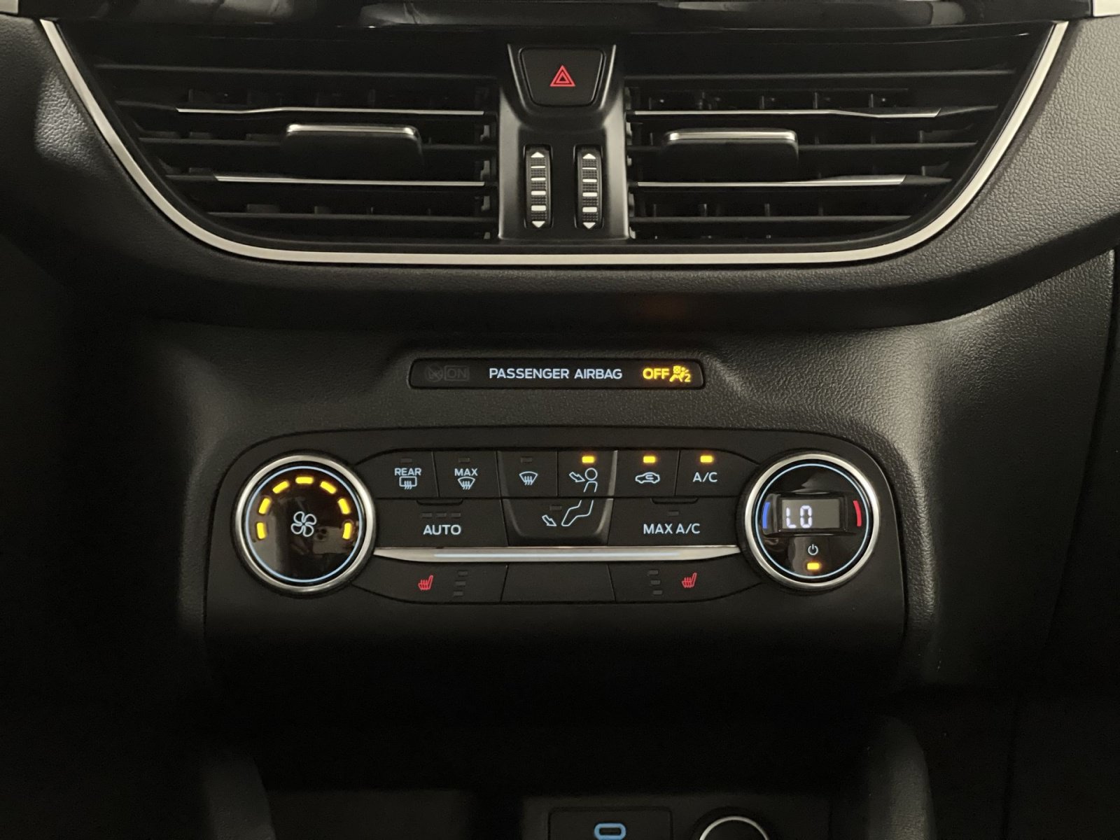 Used 2020 Ford Escape SE FWD image 21
