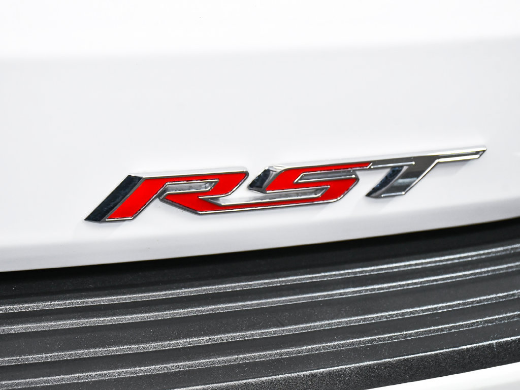 Used 2024 Chevrolet Suburban RST w/ Luxury Package AWD/4WD image 96