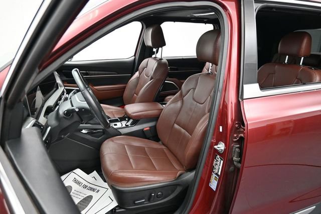 Used 2023 Kia Telluride EX w/ EX Captain's Chair Package FWD image 10