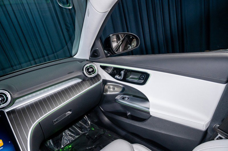 New 2026 Mercedes-Benz C 300 Sedan image 21