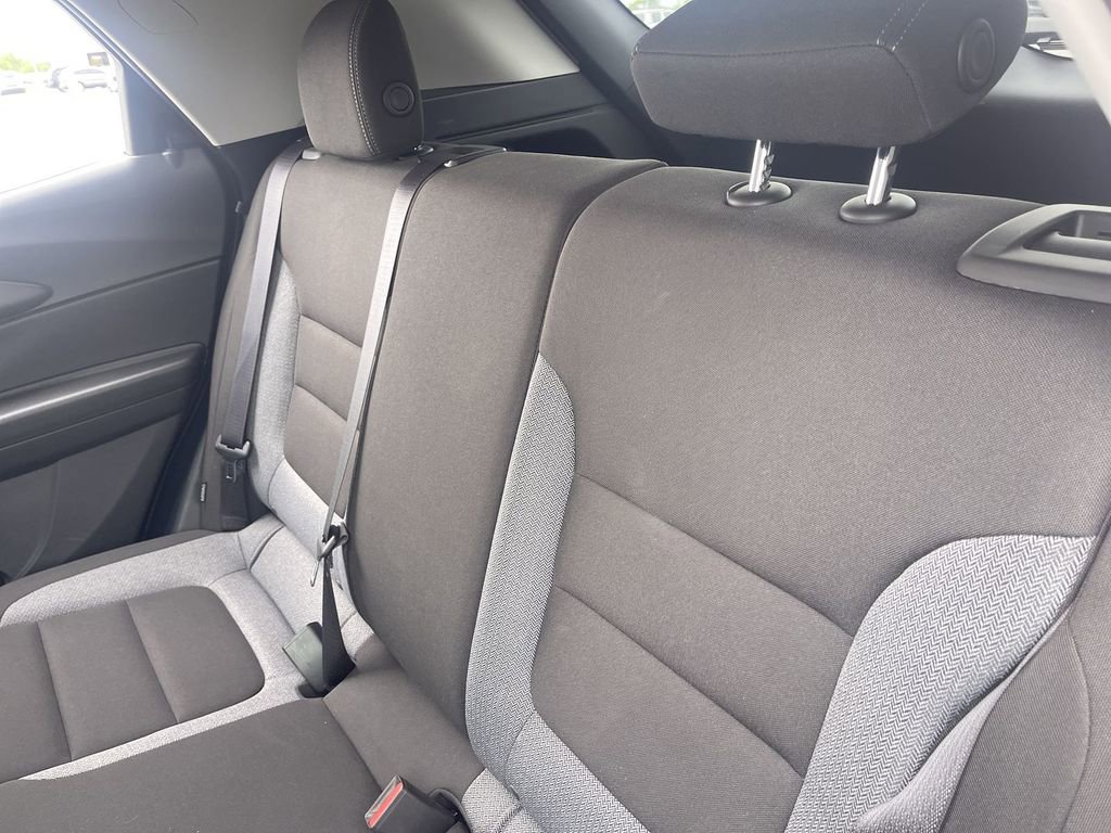 Used 2025 Chevrolet TrailBlazer LT FWD image 35
