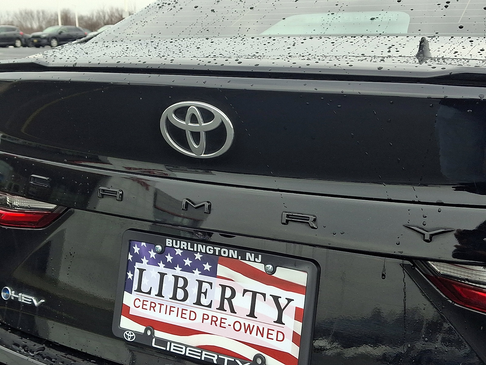 Used 2025 Toyota Camry SE image 29