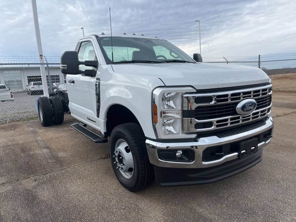 New 2024 Ford F350 XL w/ XL Chrome Package AWD/4WD image 6