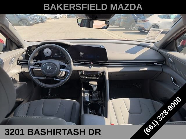 Used 2023 Hyundai Elantra SEL w/ Convenience Package FWD image 11
