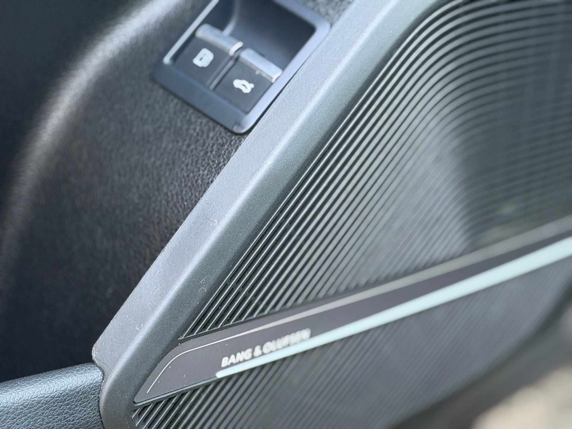 Used 2023 Audi Q5 e Premium Plus w/ Premium Plus Package image 20