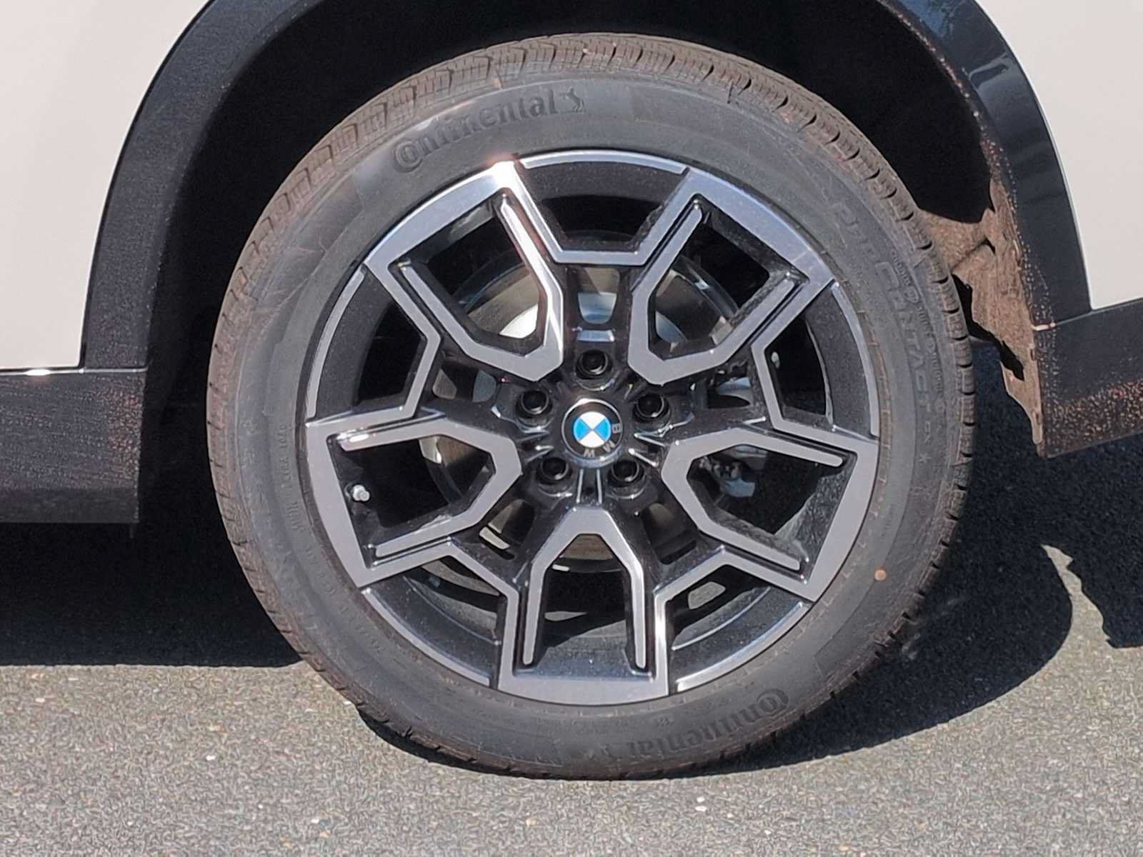 New 2026 BMW X1 xDrive28i w/ Technology Package AWD/4WD image 14