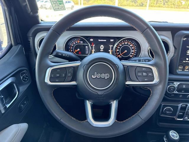 Used 2023 Jeep Gladiator Overland image 14