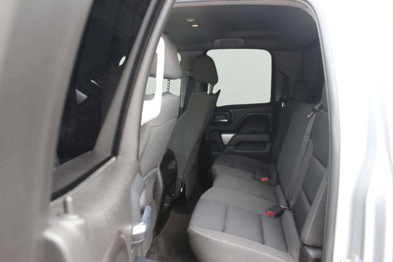 Used 2016 Chevrolet Silverado 1500 LT w/ All Star Edition AWD/4WD image 7