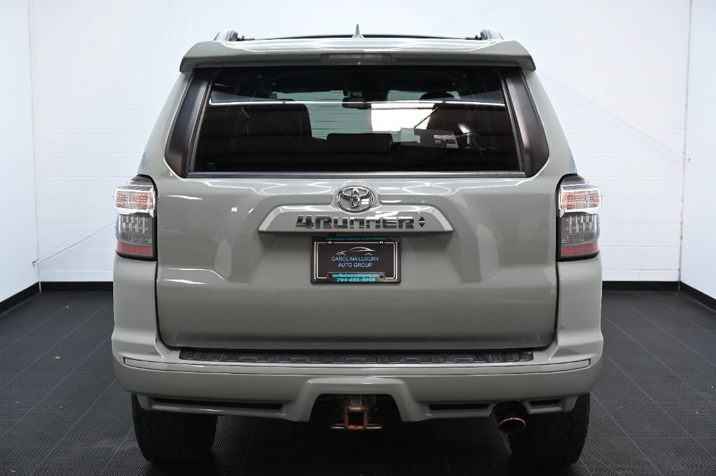 Used 2022 Toyota 4Runner TRD Sport w/ Technology Package AWD/4WD image 4