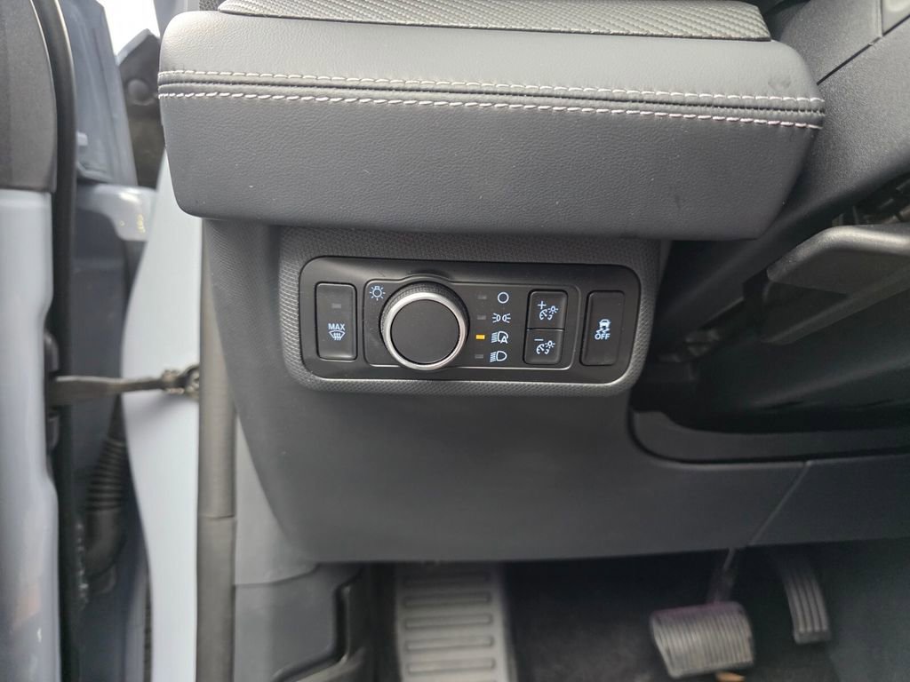 Used 2024 Ford Mustang Mach-E Premium image 26