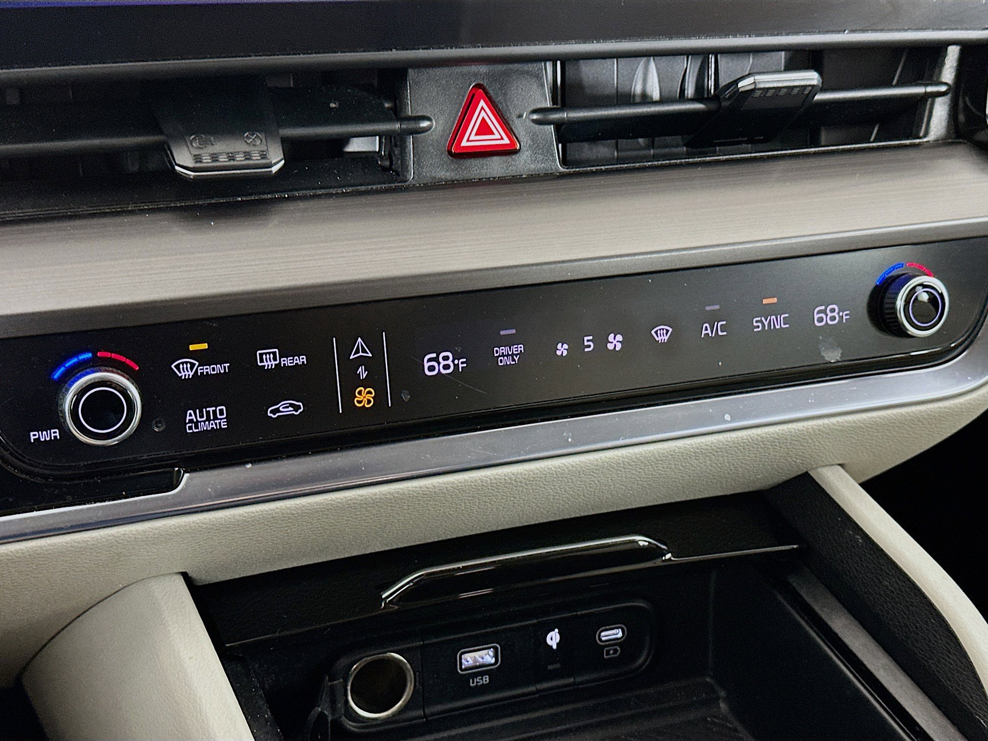 Used 2023 Kia Sportage EX image 24