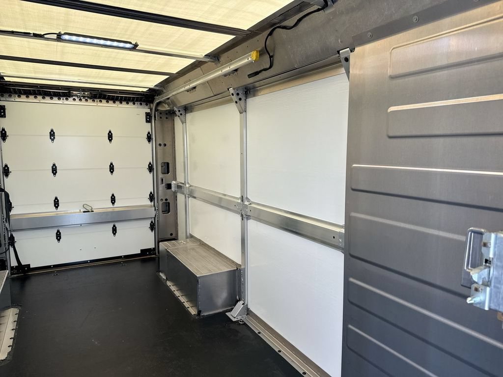 Used 2024 Chevrolet Brightdrop 600 w/ Battery Pack, Max Range AWD/4WD image 35