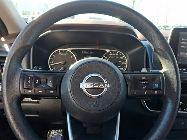 Used 2023 Nissan Rogue SV image 14