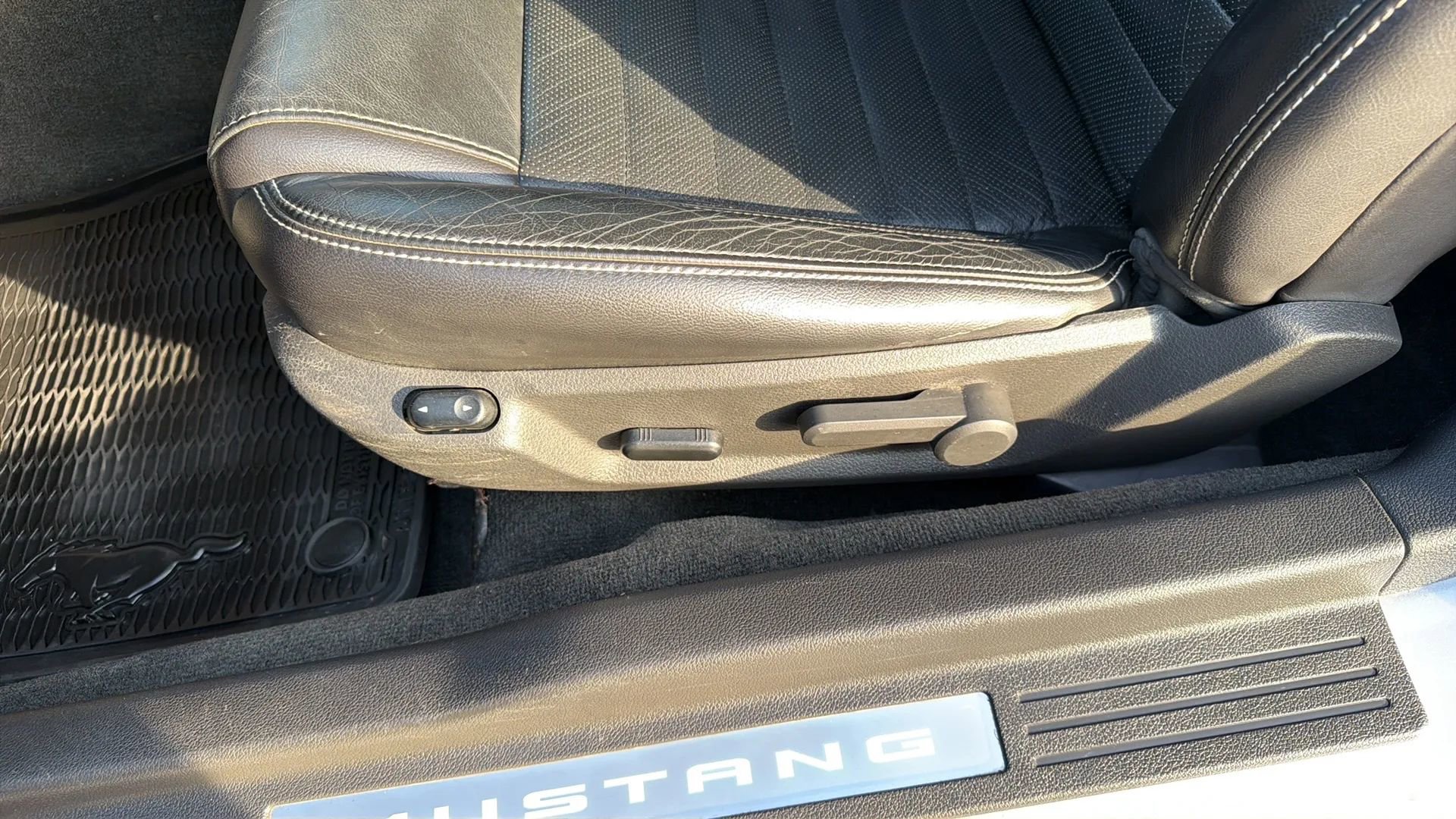 Used 2014 Ford Mustang Premium w/ Equipment Group 203A image 41