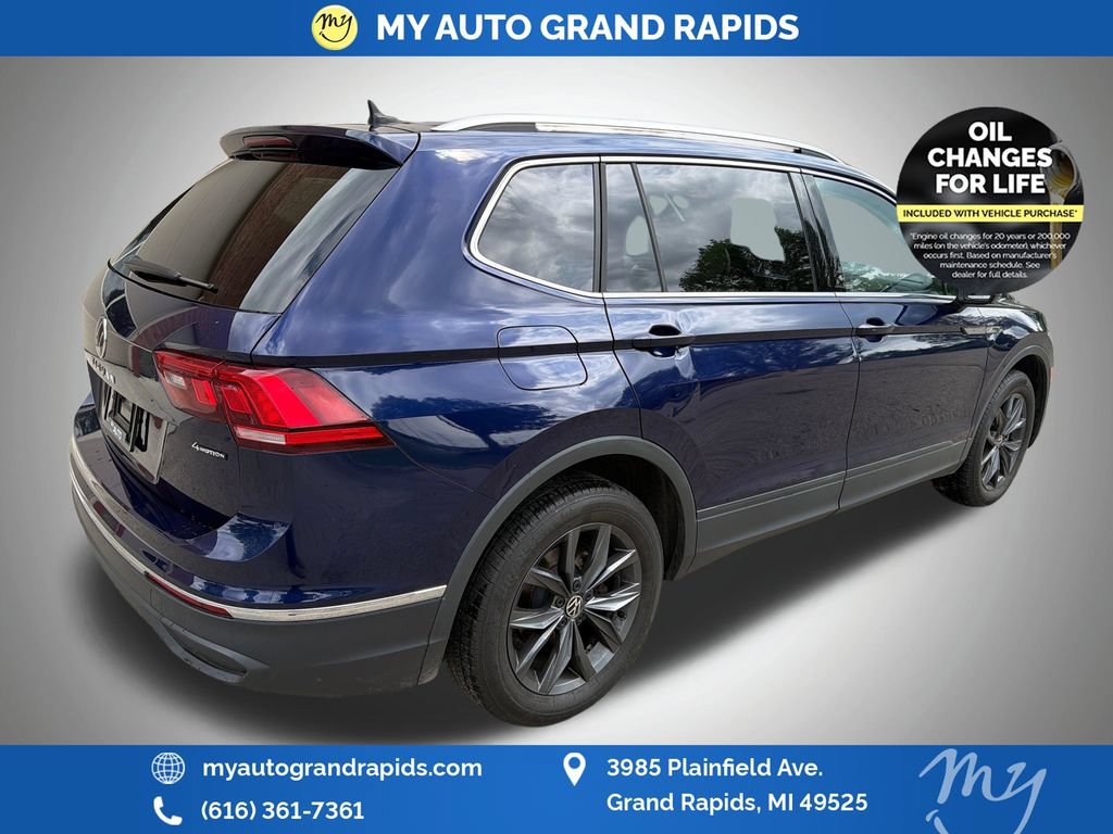 Used 2022 Volkswagen Tiguan SE AWD/4WD image 7