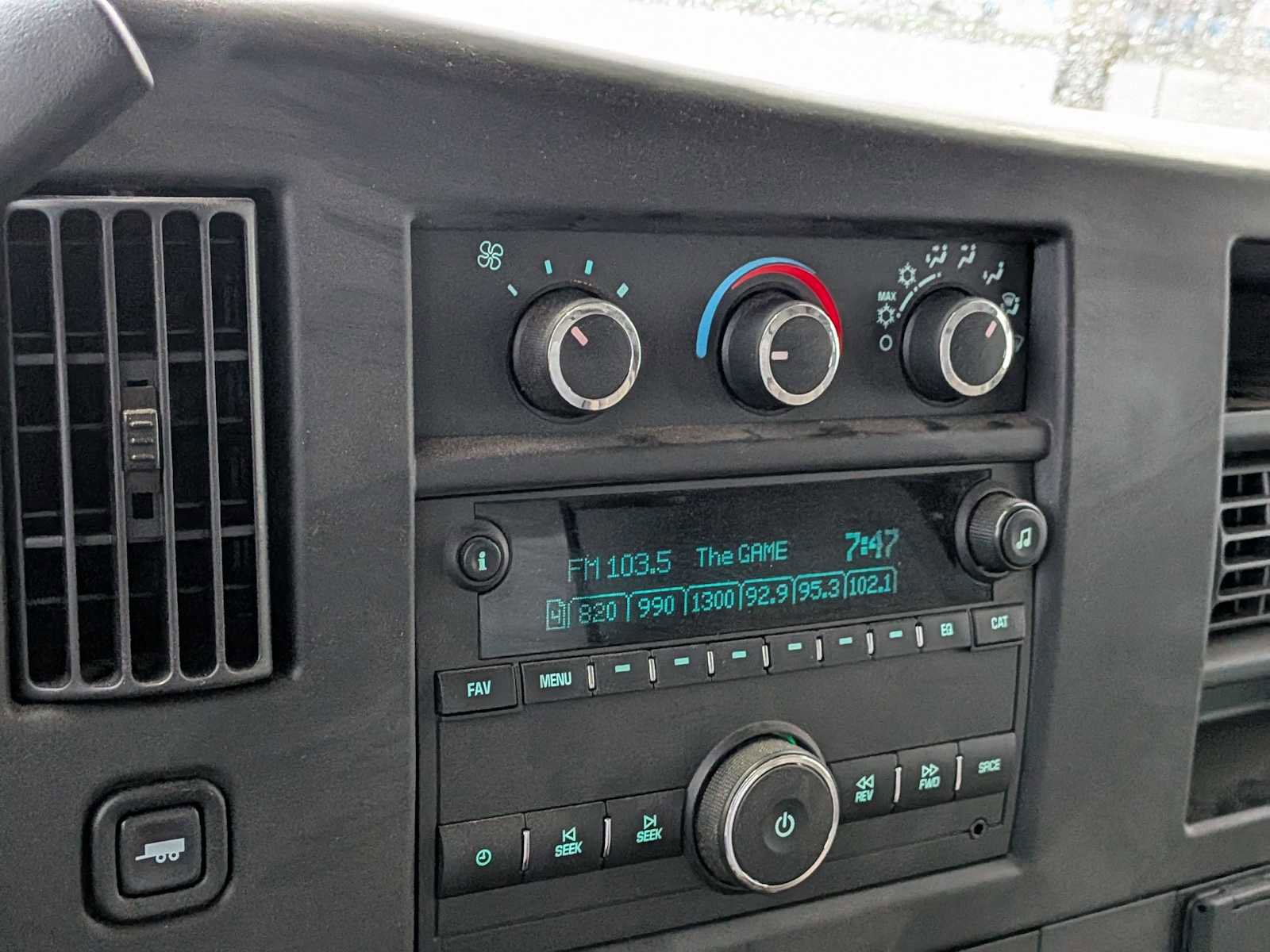 New 2024 Chevrolet Express 3500 Van 139 w/ Power Convenience Package image 21