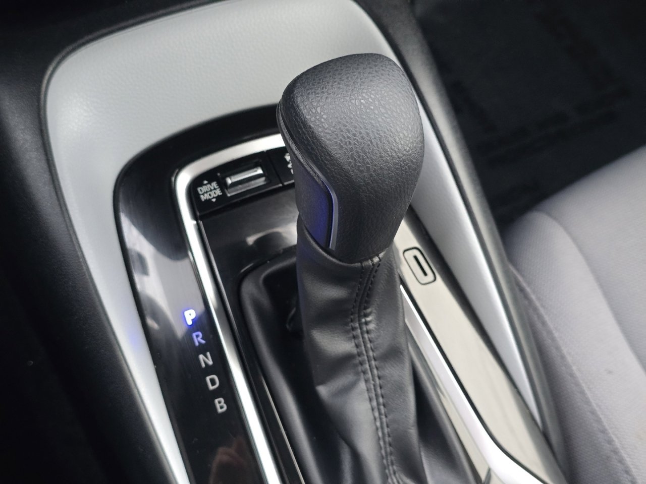 Used 2023 Toyota Corolla SE image 27