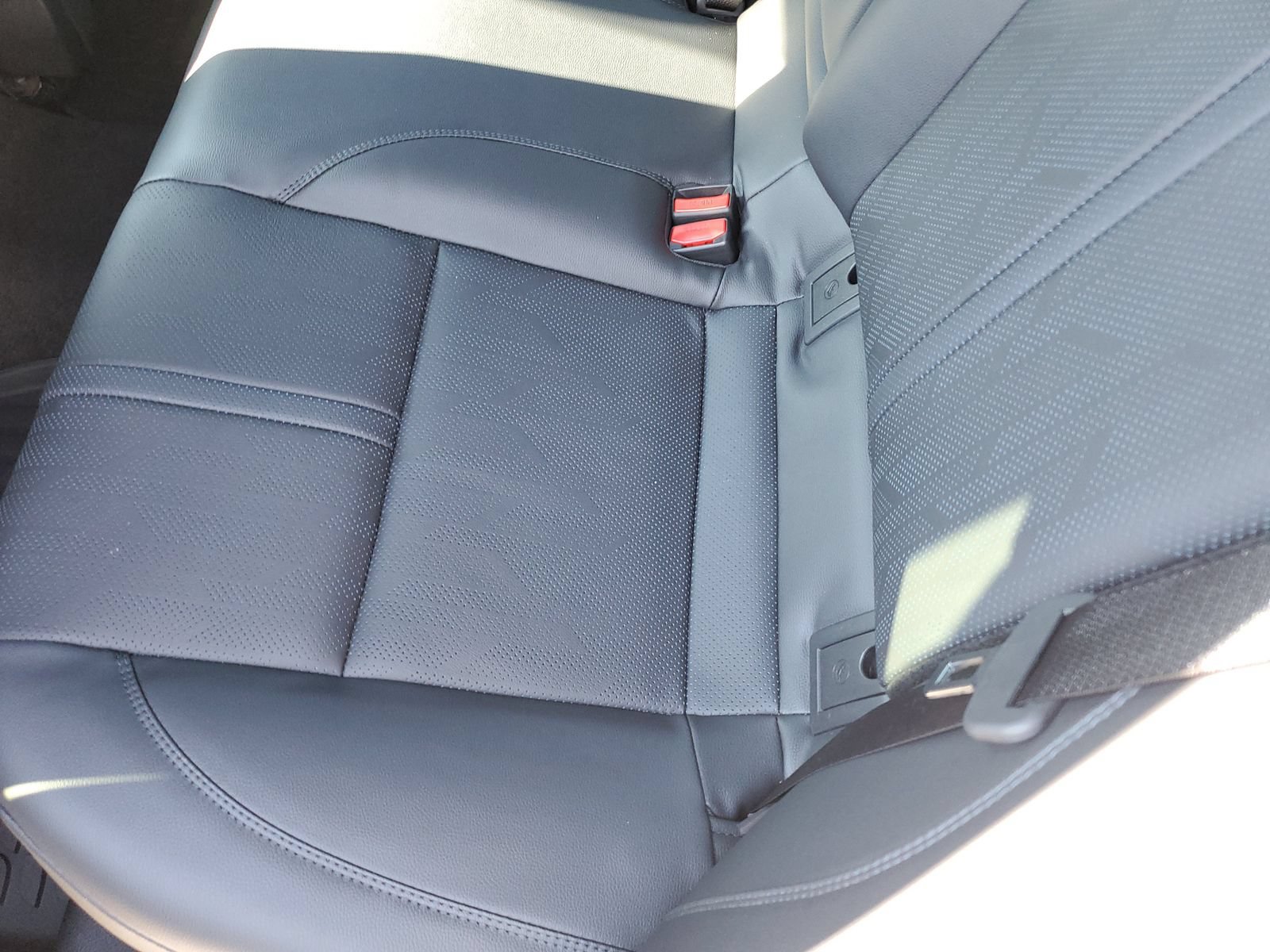 Used 2025 Toyota Camry XSE FWD image 15