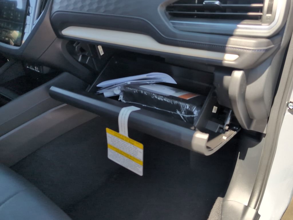 Used 2025 Subaru Forester Limited image 22