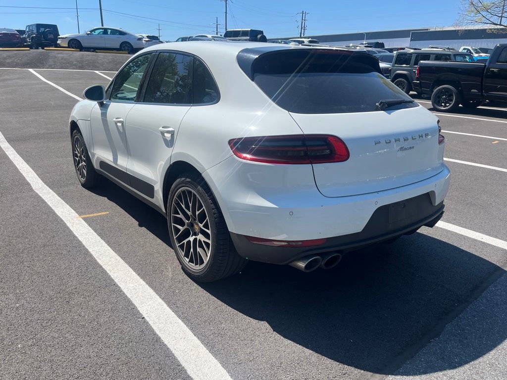 Used 2018 Porsche Macan Sport Edition AWD/4WD image 3