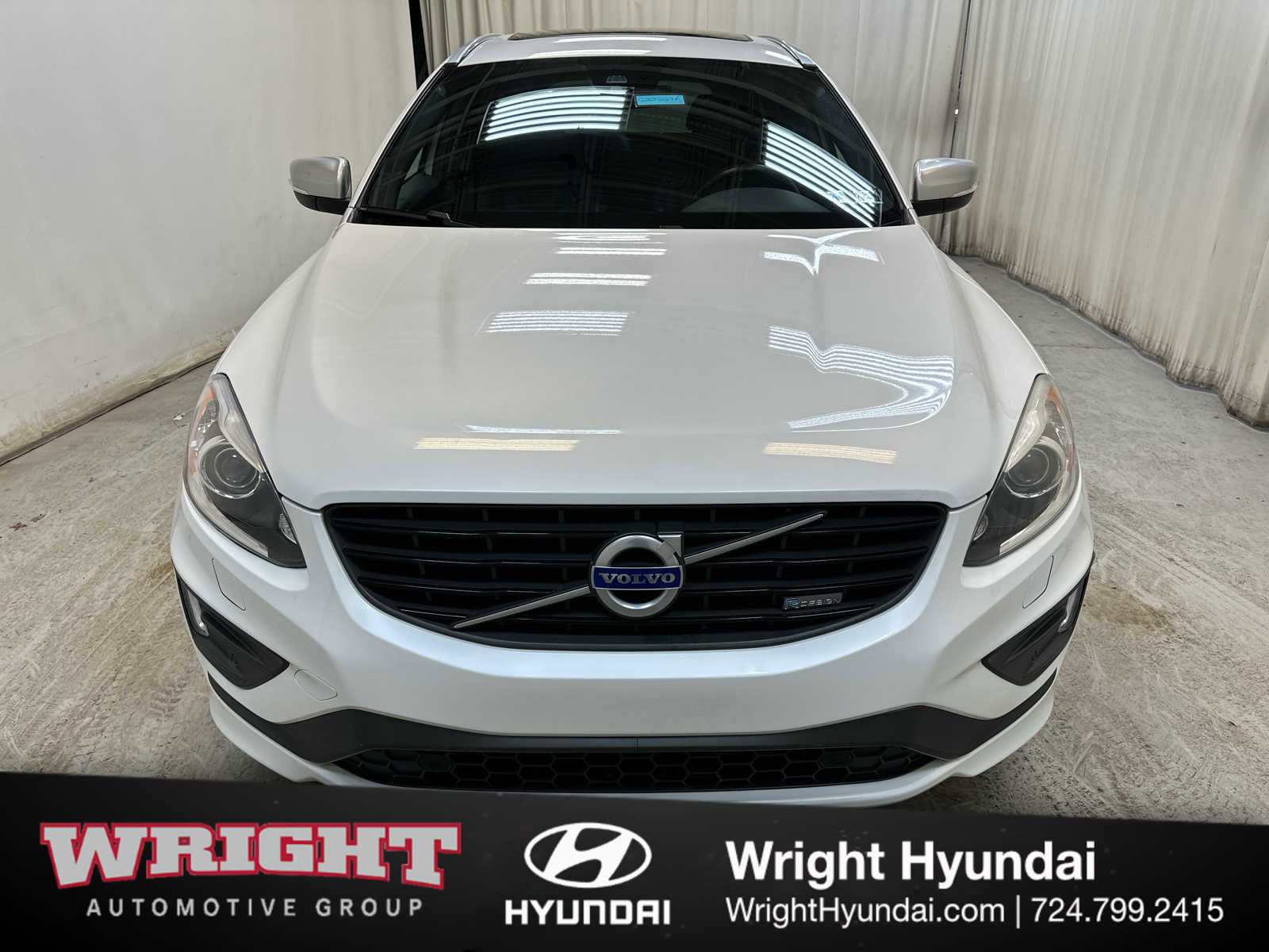 Used 2015 Volvo XC60 T6 R-Design w/ Proximity Package image 2