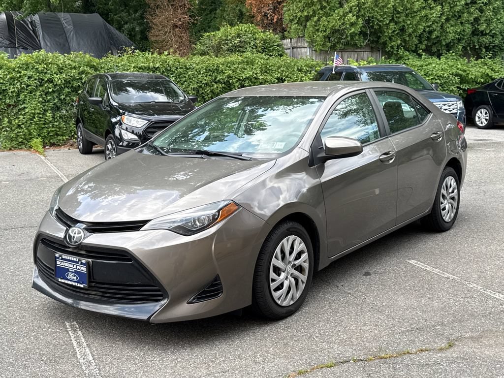 Used 2018 Toyota Corolla LE FWD image 7