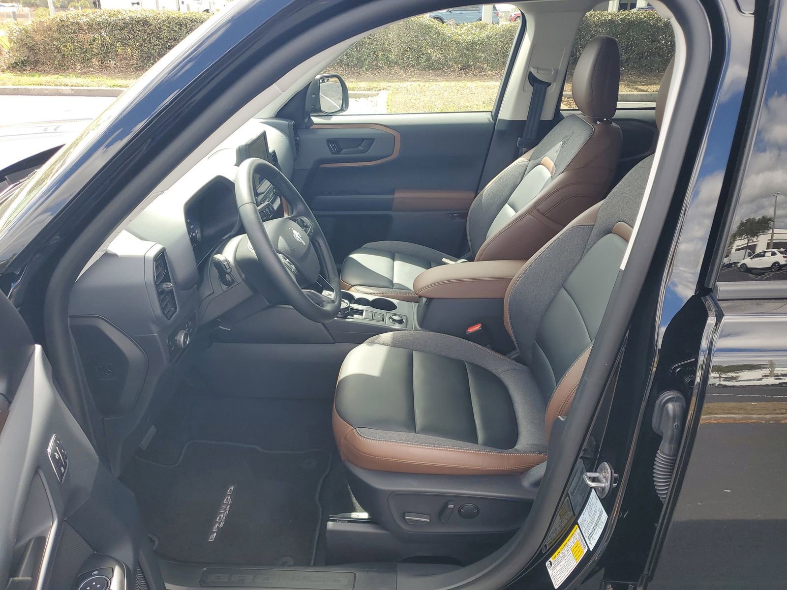 Certified 2024 Ford Bronco Sport Outer Banks image 17