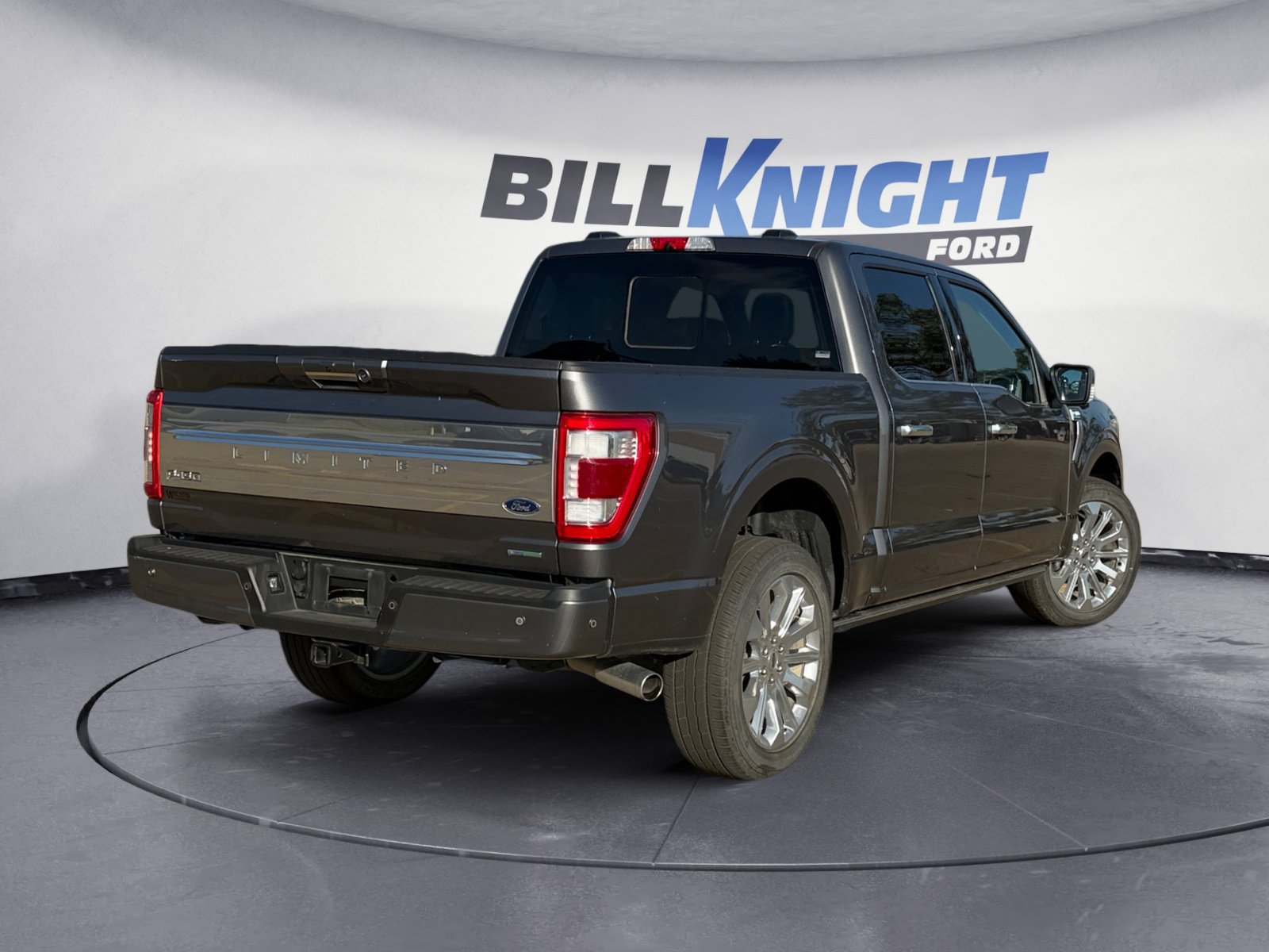 Used 2022 Ford F150 Limited AWD/4WD image 5