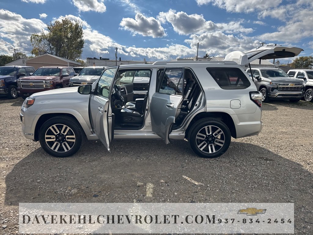 Used 2022 Toyota 4Runner Limited image 33